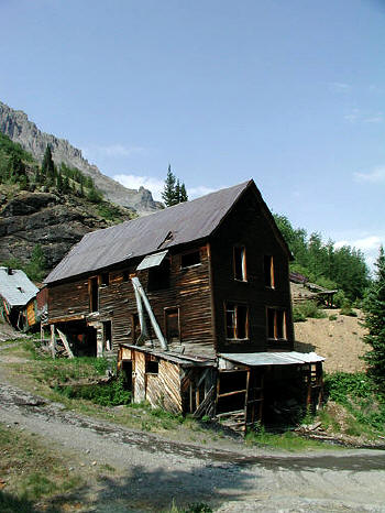 Abandoned mine dormatory in Yankee Boy Basin