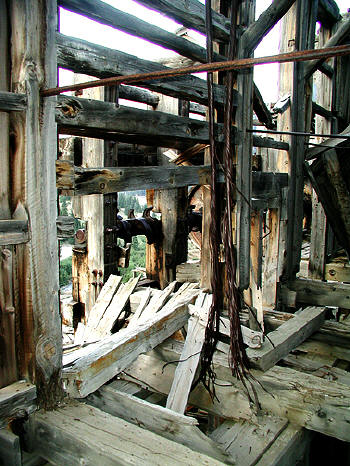 Atlas mine ruins in Yankee Boy Basin