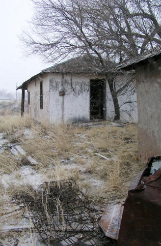 Glen Rio Gas Station ruins