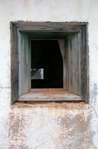 Glen Rio Gas Station ruins