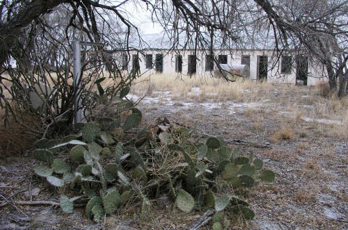 Glen Rio motel ruins