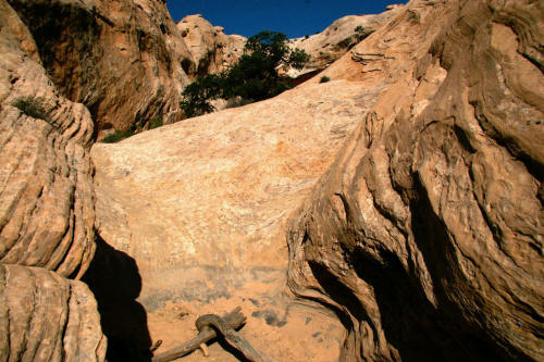 Wild Horse Window Approach